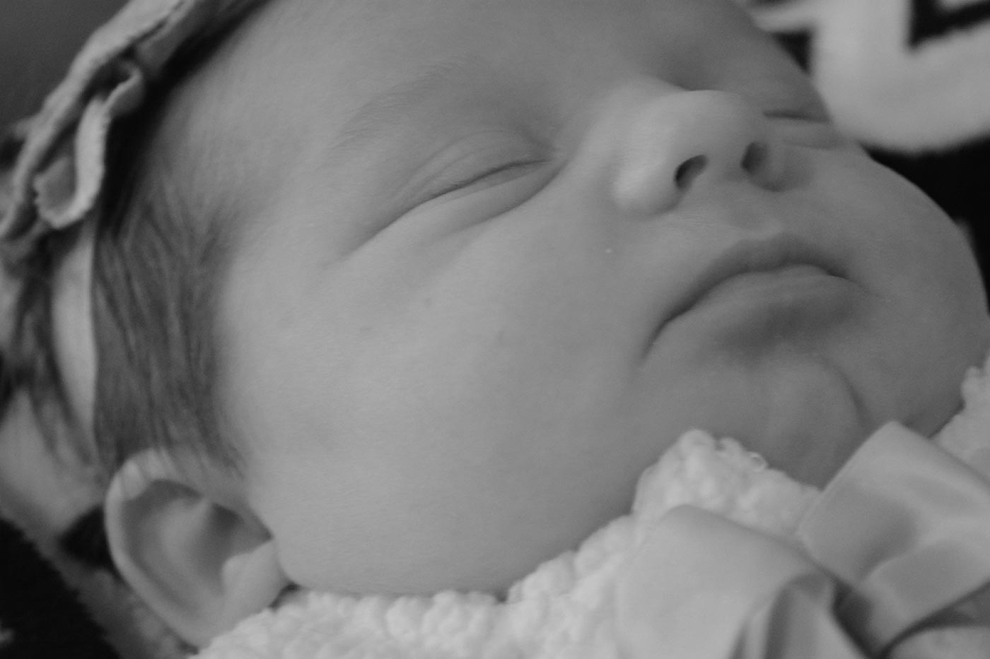 close_up_of_sleeping_baby